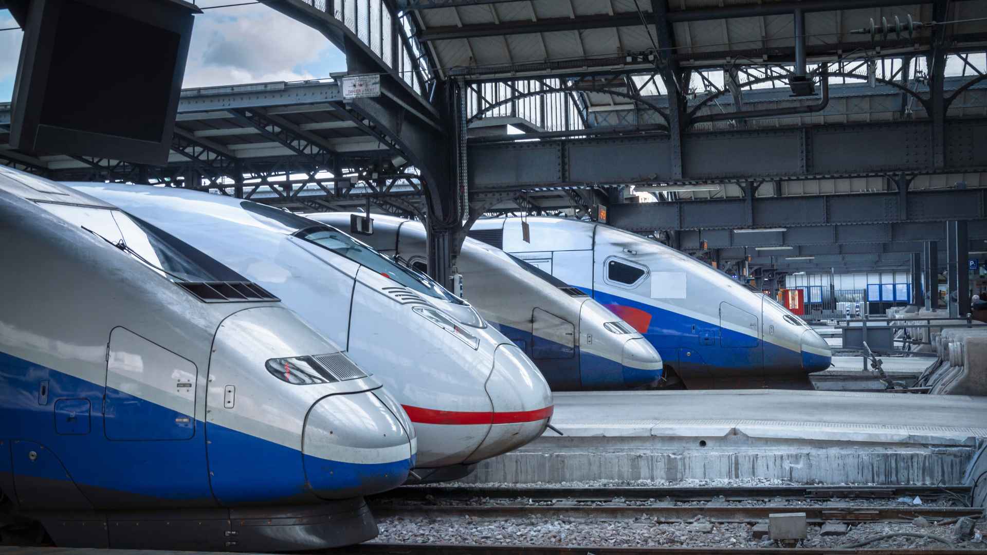 sabotaggio rete ferroviaria francia tgv